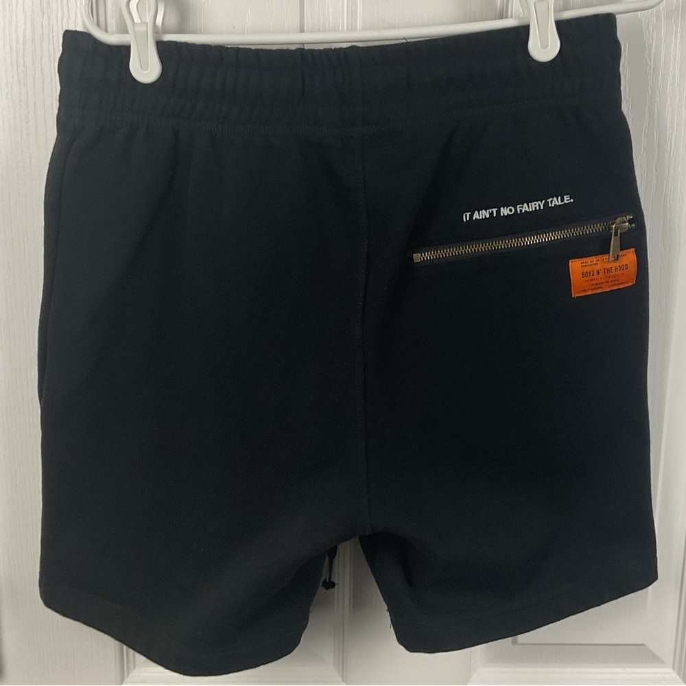 Pre-Owned Shoe Palace x Boyz N The Hood Men’s Black Swear Shorts, Size M - Picture 2 of 10